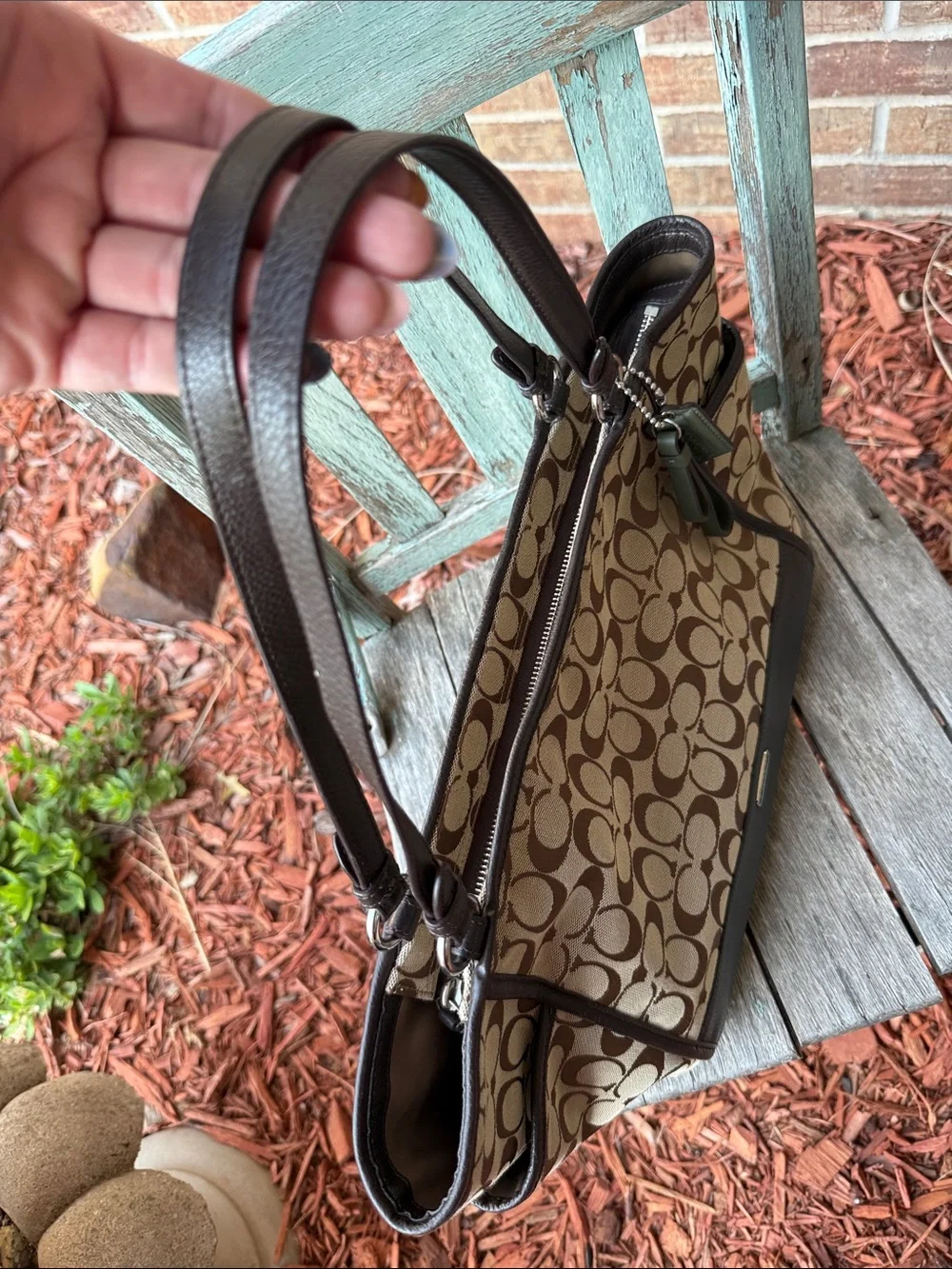 Coach Park Signature Carrie Tote 👜 w/Monogram canvas & dark brown leather trim